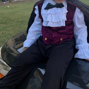 Spirit Kids Vampire Costume - Burgundy and Black